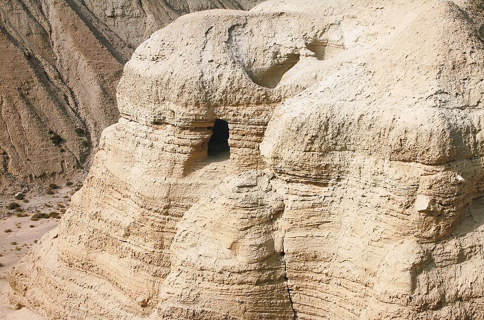 Grot bij Qumran